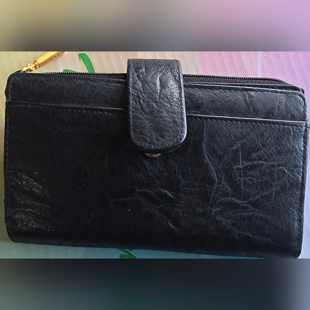 Elegant Studio Black Leather Women's Wallet